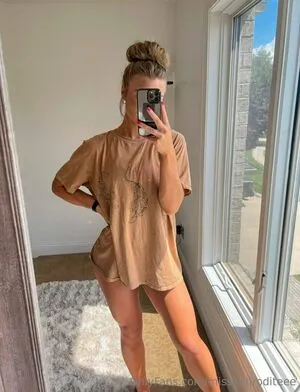 Missaphroditeee OnlyFans Leaked Free Thumbnail Picture - #myBod64hGx