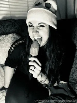 Missarcanaplus OnlyFans Leaked Free Thumbnail Picture - #C4CGFw4Opq