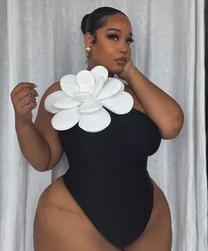 Missassi OnlyFans Leaked Free Thumbnail Picture - #f0aCUiAEz4