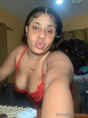 Missbenzemaa OnlyFans Leaked Free Thumbnail Picture - #FUIewoXpjj