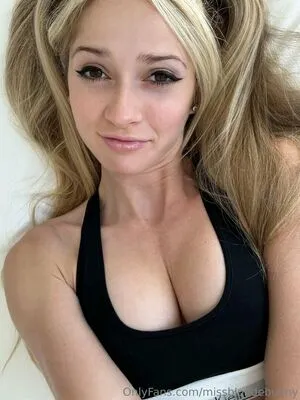 Missblondebunny OnlyFans Leaked Free Thumbnail Picture - #A5V2GA3QUY