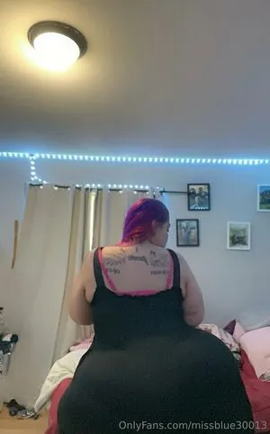 Missblue30013 OnlyFans Leaked Free Thumbnail Picture - #8TyOOis7jA