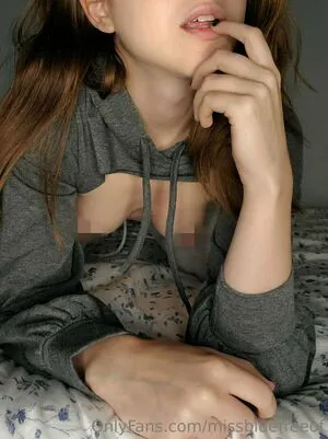 Missbluefreeof OnlyFans Leaked Free Thumbnail Picture - #BnM4DOLiuK