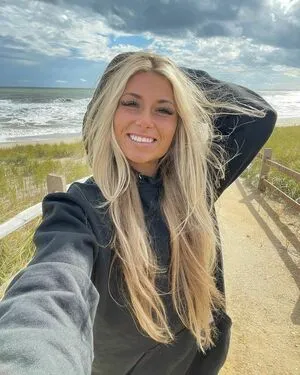 Misscarriejunevip OnlyFans Leaked Free Thumbnail Picture - #YYgen1abqV