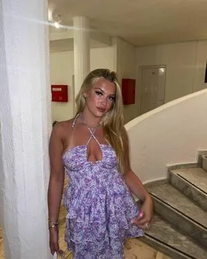 Missell Louise OnlyFans Leaked Free Thumbnail Picture - #51GUAR4API