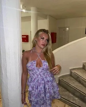 Missell Louise OnlyFans Leaked Free Thumbnail Picture - #yM5E5xE2zw