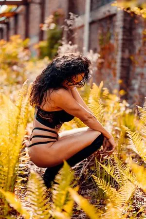 Misses Cougar OnlyFans Leaked Free Thumbnail Picture - #HPRIYen7bL