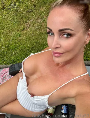 Misseve55 OnlyFans Leaked Free Thumbnail Picture - #XiaK9CkueI