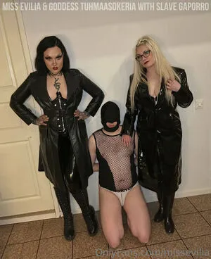 Missevilia OnlyFans Leaked Free Thumbnail Picture - #63ZWGp3UTp