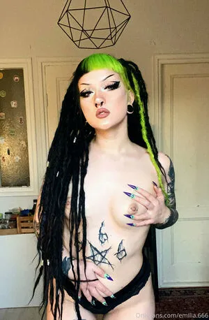Missevilia OnlyFans Leaked Free Thumbnail Picture - #EjfSIxGGUp