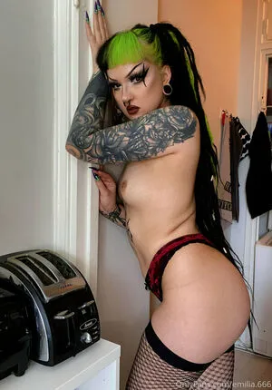Missevilia OnlyFans Leaked Free Thumbnail Picture - #UrzeSqJWxd
