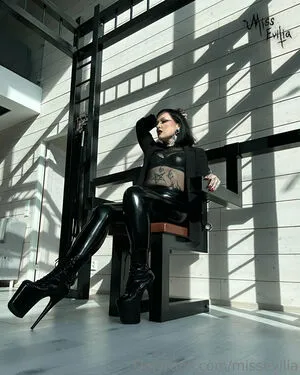 Missevilia OnlyFans Leaked Free Thumbnail Picture - #mz14K7txBu
