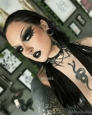 Misseviliafree OnlyFans Leaked Free Thumbnail Picture - #R550wNCDNL