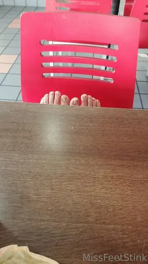 Missfeetstink OnlyFans Leaked Free Thumbnail Picture - #1m68MnZSkE