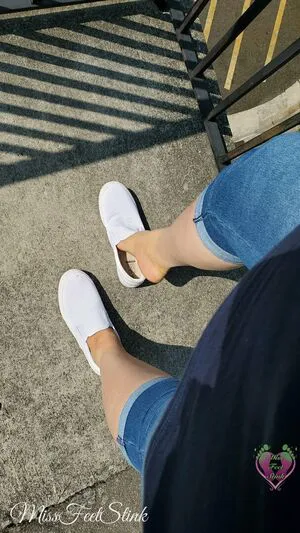 Missfeetstink OnlyFans Leaked Free Thumbnail Picture - #L8Rkb6LcdD