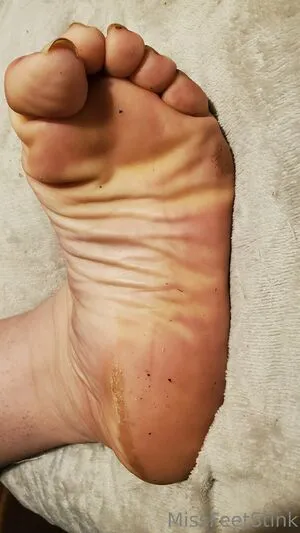 Missfeetstink OnlyFans Leaked Free Thumbnail Picture - #ZiOUAPcI80