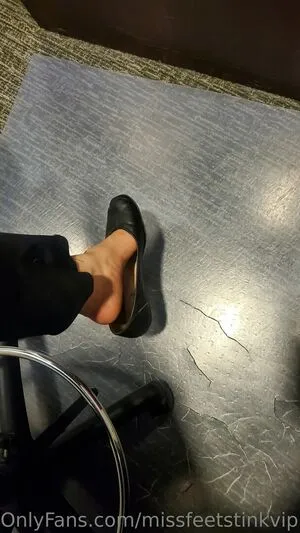 Missfeetstinkvip OnlyFans Leaked Free Thumbnail Picture - #2WuElG2bNy