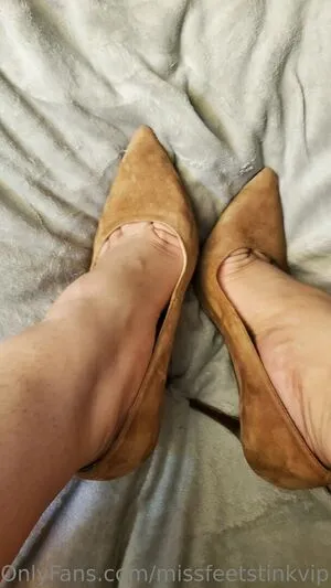 Missfeetstinkvip OnlyFans Leaked Free Thumbnail Picture - #AAyKoEDqD1