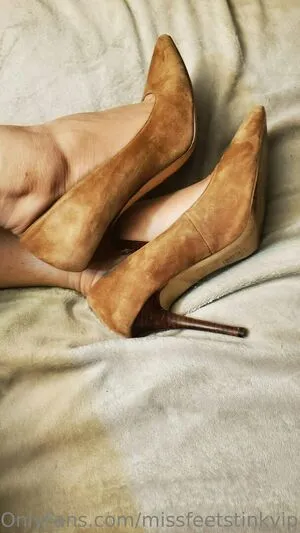 Missfeetstinkvip OnlyFans Leaked Free Thumbnail Picture - #DL4am2c5EV
