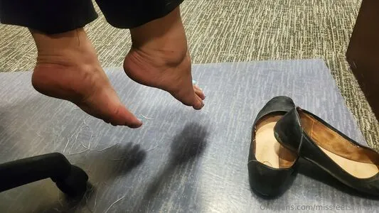 Missfeetstinkvip OnlyFans Leaked Free Thumbnail Picture - #FlOurgoB1s