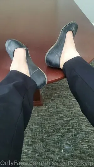 Missfeetstinkvip OnlyFans Leaked Free Thumbnail Picture - #kZBytl5D7W