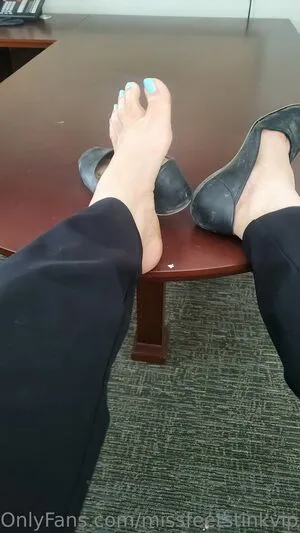 Missfeetstinkvip OnlyFans Leaked Free Thumbnail Picture - #xVZlZXTH36