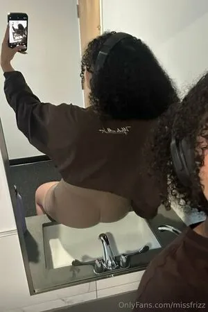 Missfrizz OnlyFans Leaked Free Thumbnail Picture - #0cxlAevmng