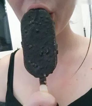 Missglados Dieamelie OnlyFans Leaked Free Thumbnail Picture - #3VcaBIOvn1