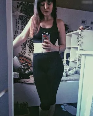 Missglados Dieamelie OnlyFans Leaked Free Thumbnail Picture - #4feNYiKwX8