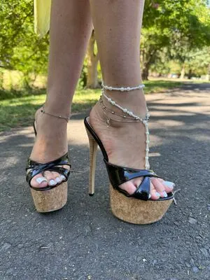 Missheels07 OnlyFans Leaked Free Thumbnail Picture - #DLnmXoGoEt