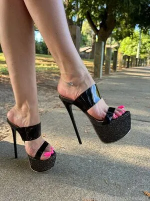 Missheels07 OnlyFans Leaked Free Thumbnail Picture - #FTRXVkNt59