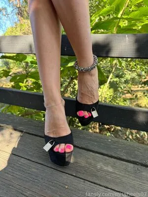 Missheels07 OnlyFans Leaked Free Thumbnail Picture - #K9i7whsxao