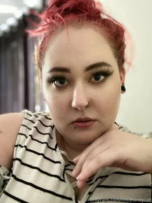 Misshoneycatt OnlyFans Leaked Free Thumbnail Picture - #fel5yPOd3D