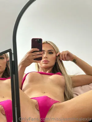 Missjasminealexia OnlyFans Leaked Free Thumbnail Picture - #AwjM7R0iVY