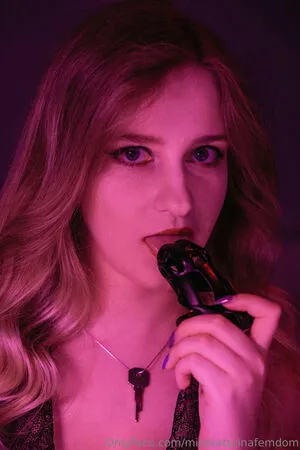 Misskatarinafemdom OnlyFans Leaked Free Thumbnail Picture - #IRUAGNC7Kp