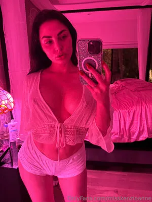 Misskenzieanne OnlyFans Leaked Free Thumbnail Picture - #d0V0FCuJXH