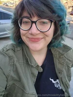 Misskittyhellebore OnlyFans Leaked Free Thumbnail Picture - #zAkdxtL5dA