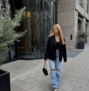 Misslara OnlyFans Leaked Free Thumbnail Picture - #Py52u7UiCs