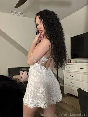 MissLaurenTyler OnlyFans Leaked Free Thumbnail Picture - #oURGI5pNPf