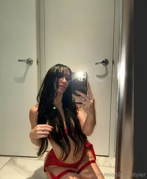MissLaurenTyler OnlyFans Leaked Free Thumbnail Picture - #sy1P8BqTba