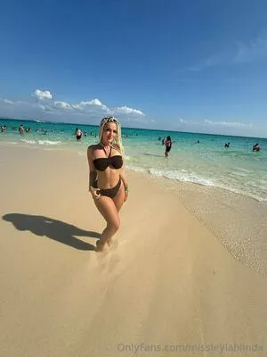 Missleylahlinda OnlyFans Leaked Free Thumbnail Picture - #HjB3GH44xc