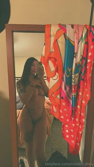 Misslillyyfree OnlyFans Leaked Free Thumbnail Picture - #OCPFswpTvc
