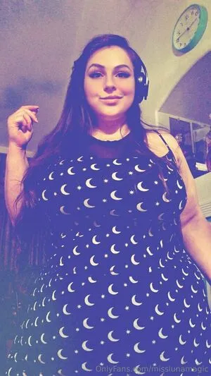 Misslunamagic OnlyFans Leaked Free Thumbnail Picture - #f1D46OmgKI