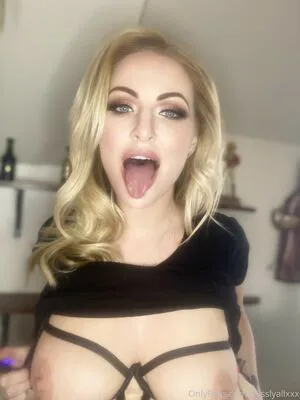Misslyallxxx OnlyFans Leaked Free Thumbnail Picture - #YPKcbj1Gim