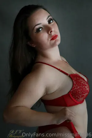Missmilf1996 OnlyFans Leaked Free Thumbnail Picture - #H95Oon1jbI