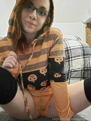 Missmonster92 OnlyFans Leaked Free Thumbnail Picture - #K2IMIICag2