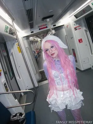 Misspetitemay OnlyFans Leaked Free Thumbnail Picture - #B7w8iBJkAc