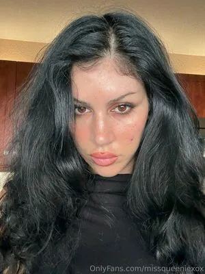 Missqueeniexox OnlyFans Leaked Free Thumbnail Picture - #xRRHvNndK8