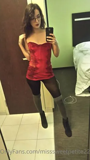 Misssweetpetite22 OnlyFans Leaked Free Thumbnail Picture - #ha2gF37L2e