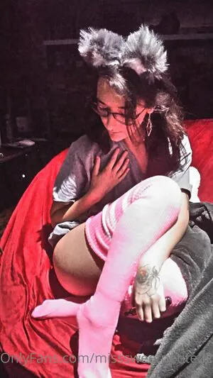 Misssweetpetite22 OnlyFans Leaked Free Thumbnail Picture - #l6nlgI35Ns